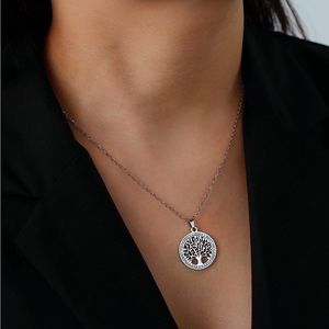 New Tree of Life Round Pendant Necklace
